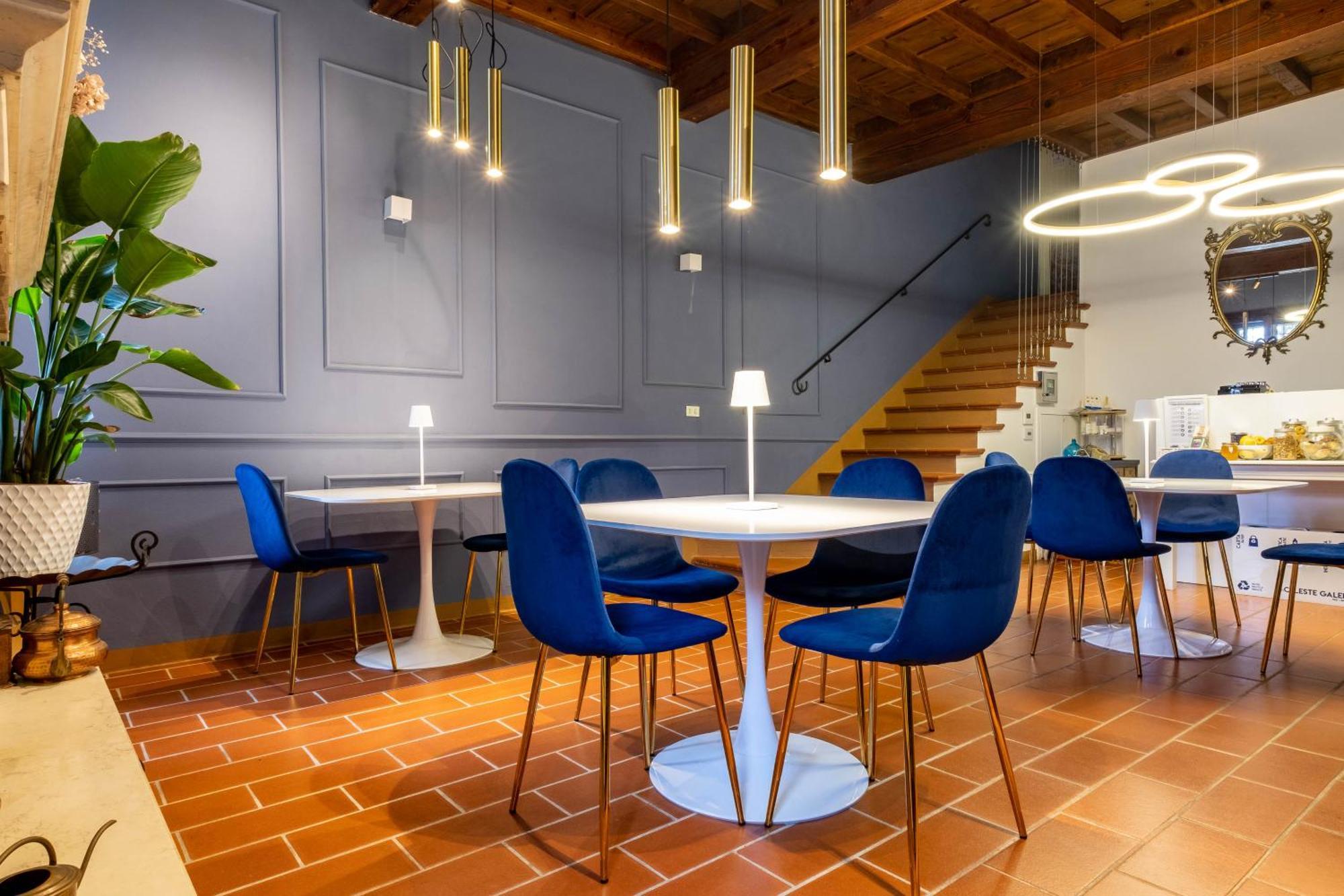 La Celeste Galeria Mantova Bagian luar foto